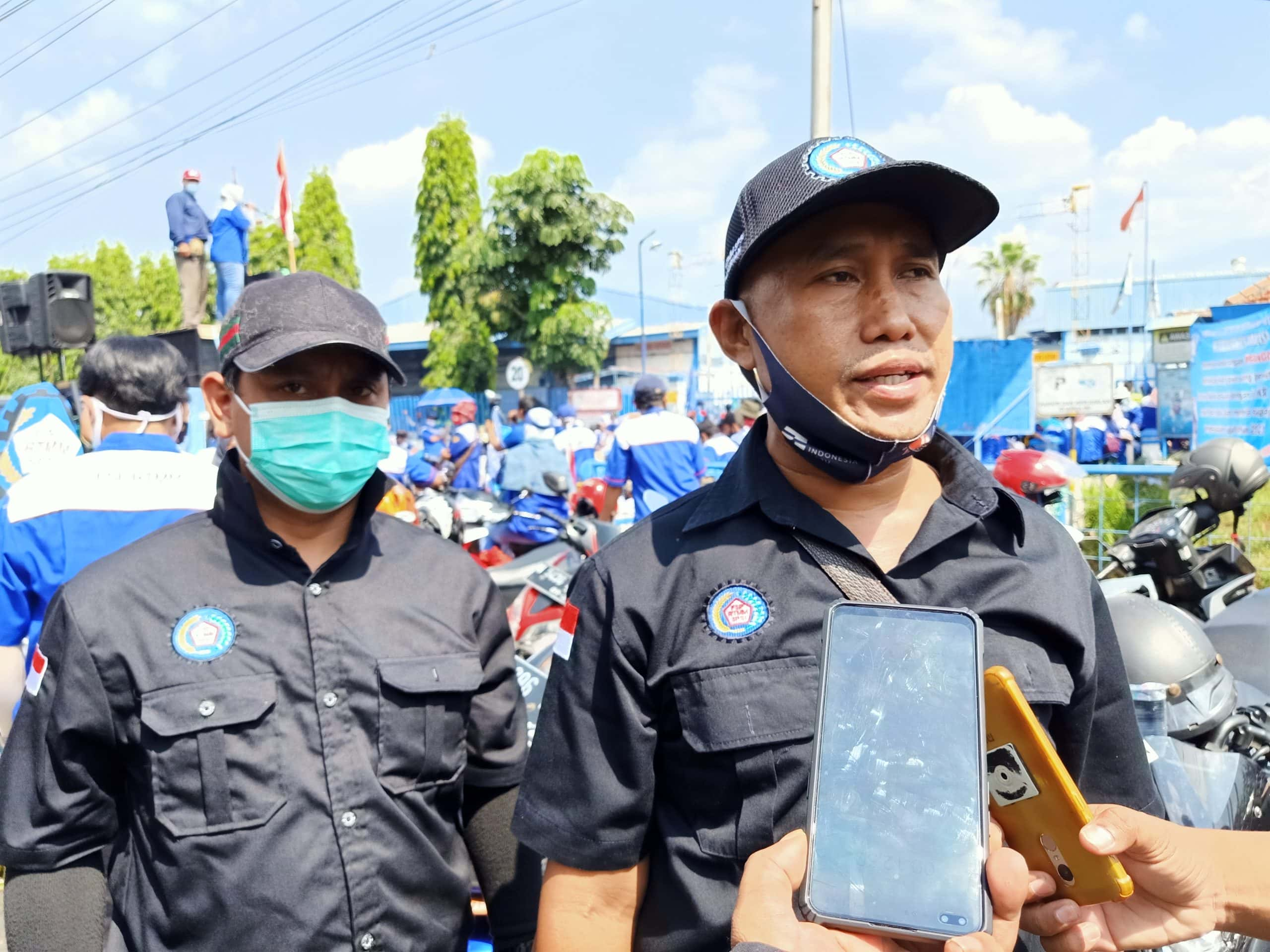 Suherman, Sh, Ketua DPC FSP RTMM SPSI Pasuruan.